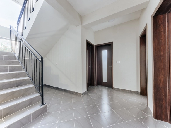 Kuća 250 m² – Utjeha, Bar — fotografija 12