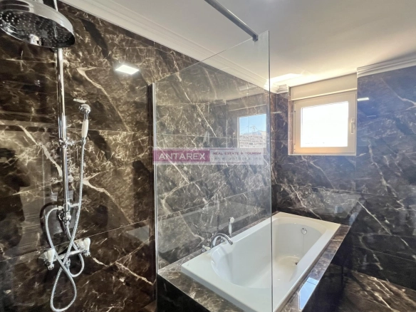 Trosoban stan 640 m² – Budva — fotografija 11