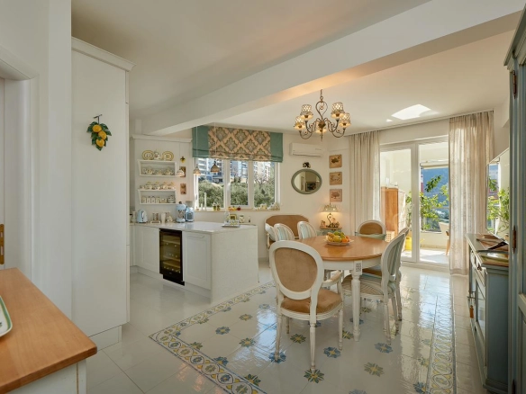 Trosoban stan 150 m² – Bečići, Budva — fotografija 2