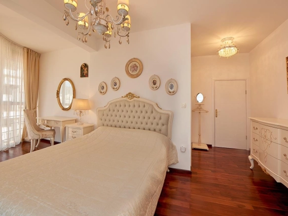 Trosoban stan 150 m² – Bečići, Budva — fotografija 11