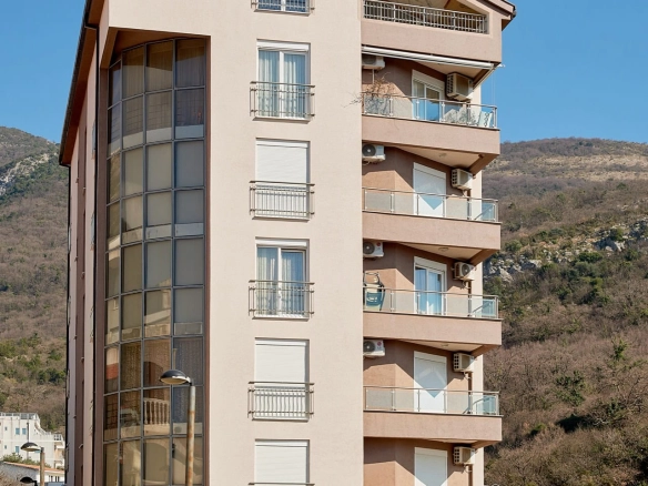 Trosoban stan 150 m² – Bečići, Budva — fotografija 12