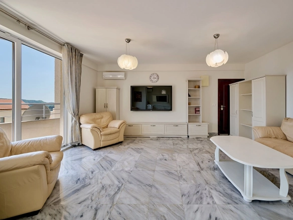 Trosoban stan 113 m² – Bečići, Budva — fotografija 14