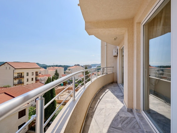 Trosoban stan 113 m² – Bečići, Budva — fotografija 18