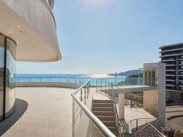 Garsonjera 35 m² – Bečići, Budva — fotografija 2