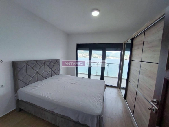Dvosoban stan 90 m² – Njivice, Herceg Novi — fotografija 4