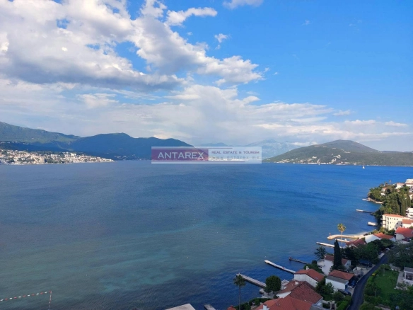 Dvosoban stan 90 m² – Njivice, Herceg Novi — fotografija 10