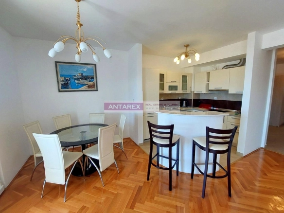 Izdavanje: Dvosoban stan 91 m² – Topla, Herceg Novi — fotografija 2