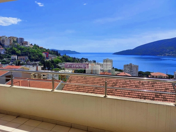 Izdavanje: Dvosoban stan 91 m² – Topla, Herceg Novi — fotografija 8