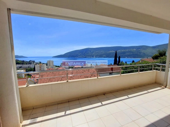 Izdavanje: Dvosoban stan 91 m² – Topla, Herceg Novi — fotografija 12