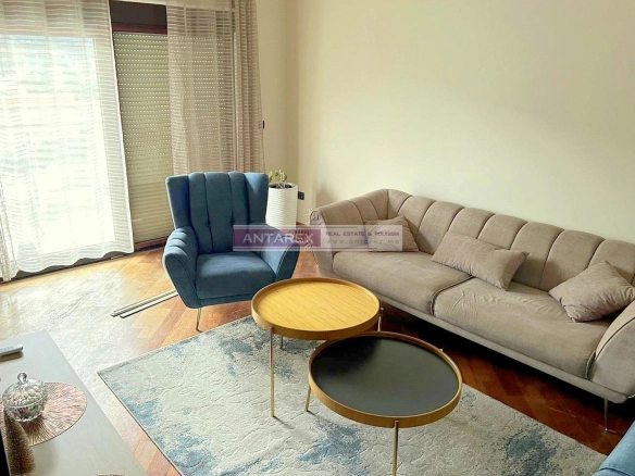 Četvorosoban stan 105 m² – Dobrota, Kotor — fotografija 2