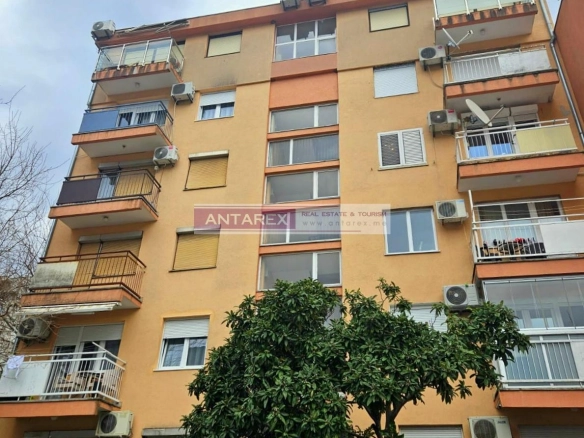Četvorosoban stan 105 m² – Dobrota, Kotor — fotografija 10
