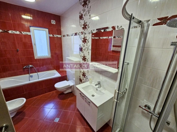 Dvosoban stan 135 m² – Kumbor, Herceg Novi — fotografija 9