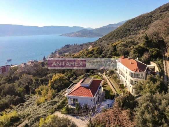 Dvosoban stan 135 m² – Kumbor, Herceg Novi — fotografija 13