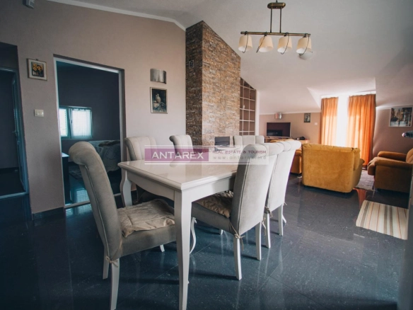 Kuća 300 m² – Krimovica, Kotor — fotografija 6