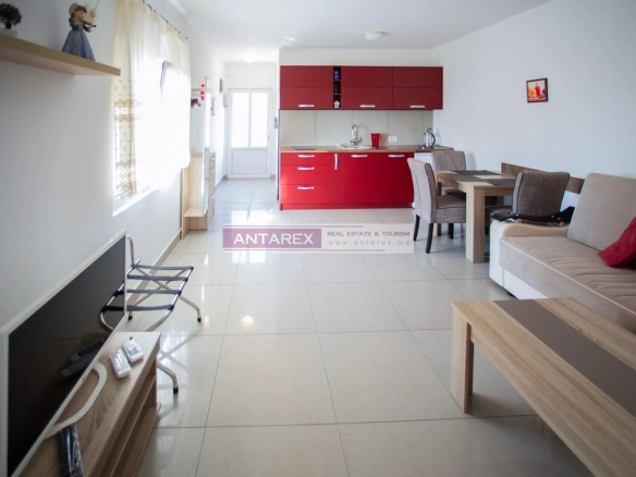 Kuća 300 m² – Krimovica, Kotor — fotografija 8