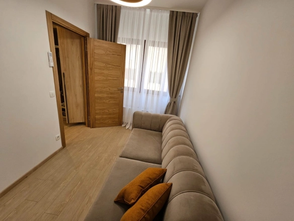 Trosoban stan 86 m² – Budva — fotografija 2