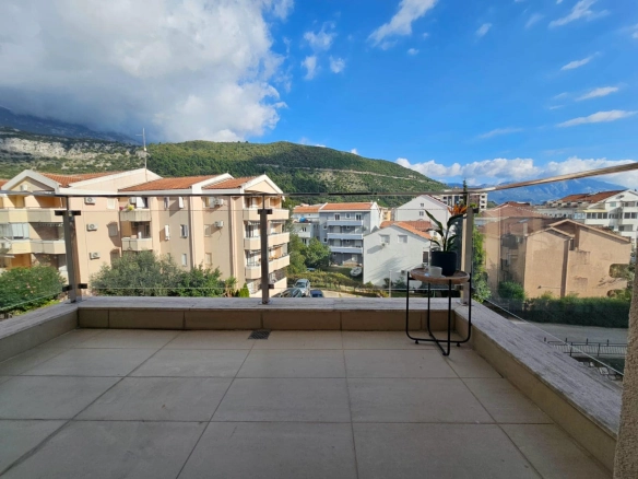 Trosoban stan 86 m² – Budva — fotografija 3