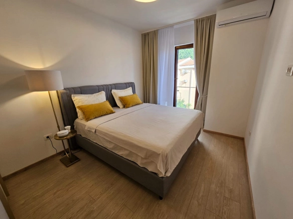 Trosoban stan 86 m² – Budva — fotografija 6