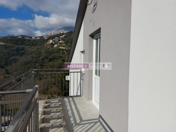 Trosoban stan 73 m² – Herceg Novi — fotografija 8