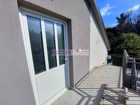 Trosoban stan 73 m² – Herceg Novi — fotografija 9