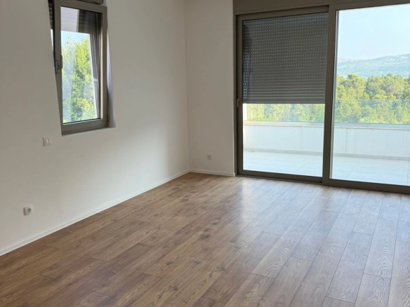 Dvosoban stan 113 m² – Tivat — fotografija 13
