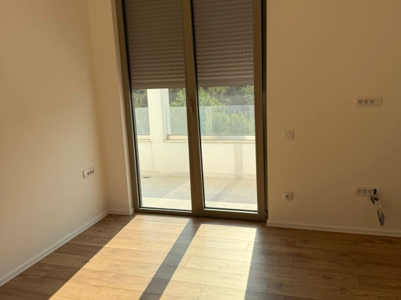 Dvosoban stan 113 m² – Tivat — fotografija 17