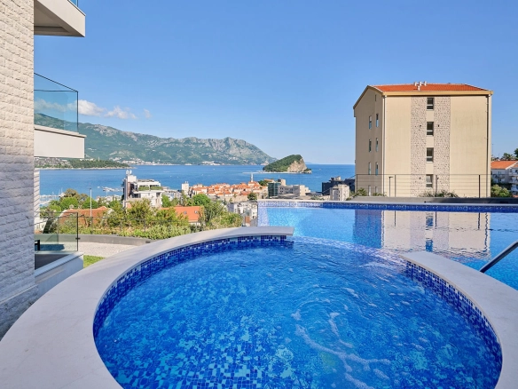 Trosoban stan 264 m² – Budva — fotografija 17