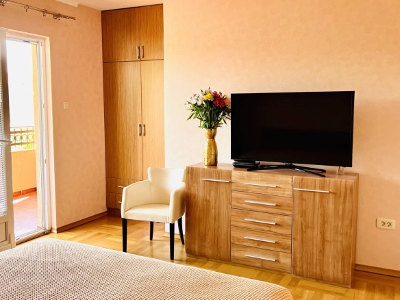 Dvosoban stan 102 m² – Petrovac, Budva — fotografija 2