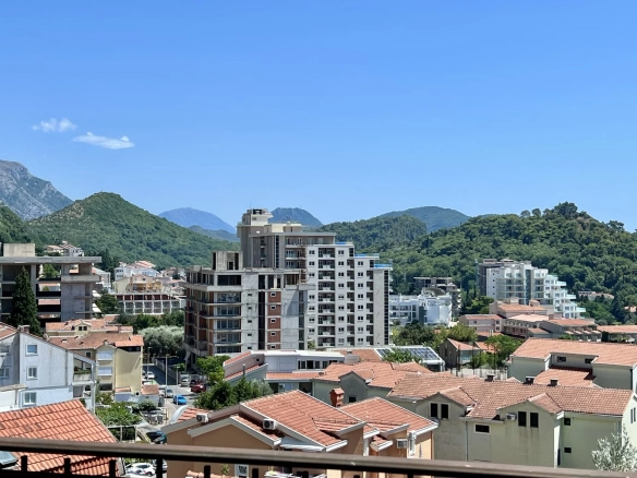Dvosoban stan 102 m² – Petrovac, Budva — fotografija 3