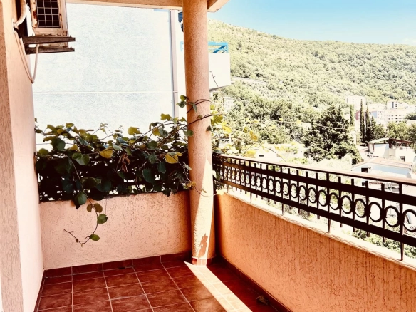 Dvosoban stan 102 m² – Petrovac, Budva — fotografija 14