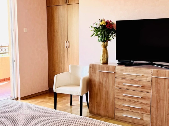 Dvosoban stan 102 m² – Petrovac, Budva — fotografija 15
