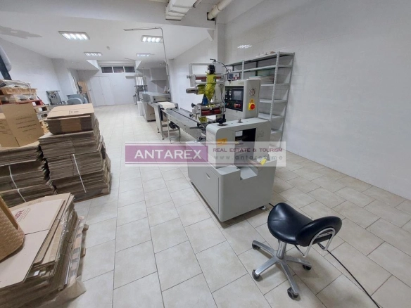 Poslovni prostor 200 m² – Radanovići, Kotor — fotografija 2