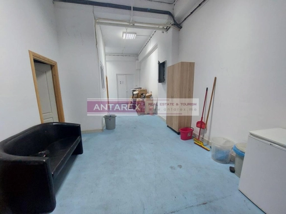 Poslovni prostor 200 m² – Radanovići, Kotor — fotografija 7