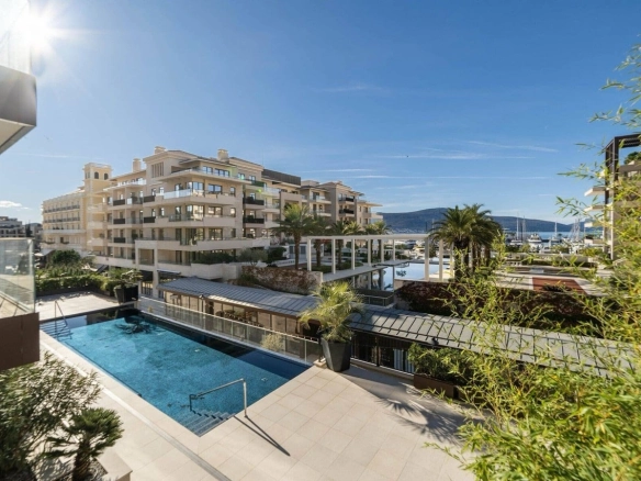 Jednosoban stan 83 m² – Tivat — fotografija 3