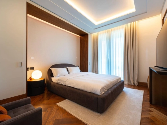 Četvorosoban stan 350 m² – Tivat — fotografija 9