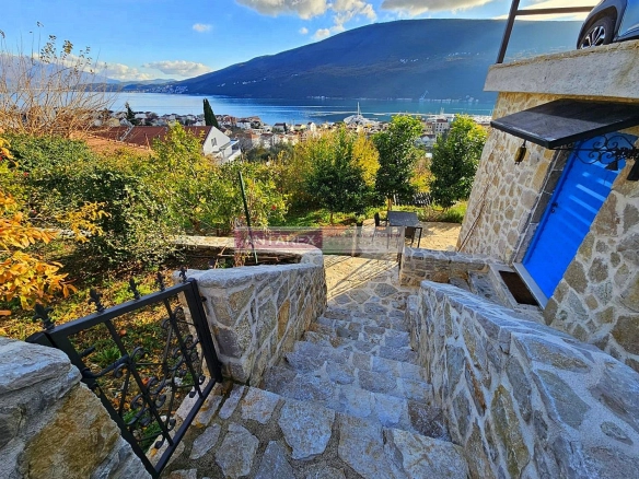 Kuća 106 m² – Đenovići, Herceg Novi — fotografija 2