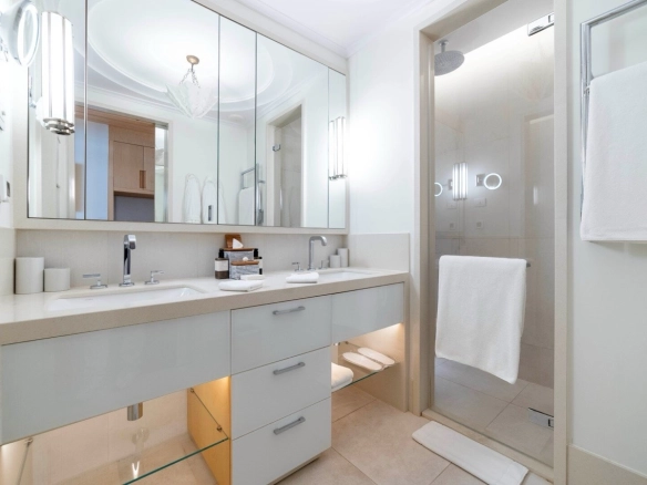 Trosoban stan 236 m² – Tivat — fotografija 14