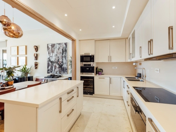 Trosoban stan 357 m² – Tivat — fotografija 14