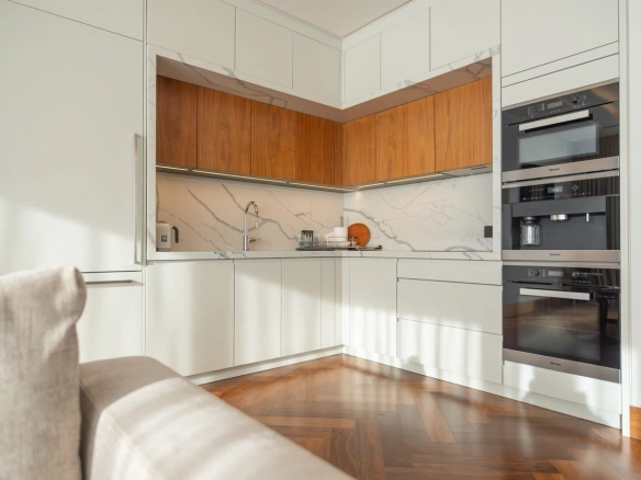 Trosoban stan 437 m² – Tivat — fotografija 8