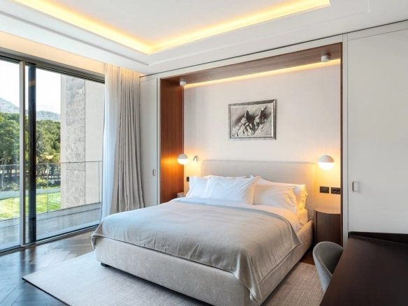 Trosoban stan 437 m² – Tivat — fotografija 17