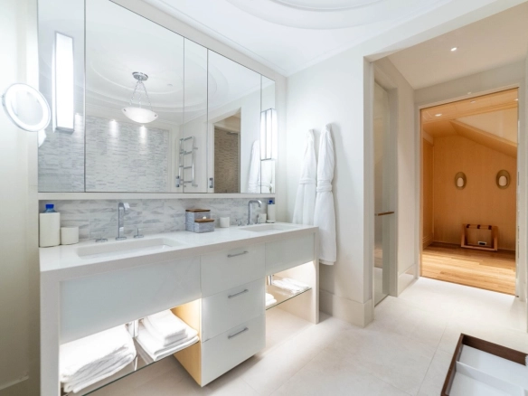 Trosoban stan 498 m² – Tivat — fotografija 19