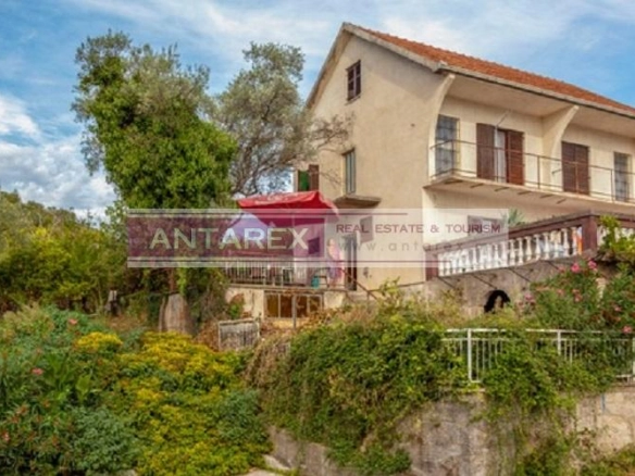 Kuća 136 m² – Tivat — fotografija 2