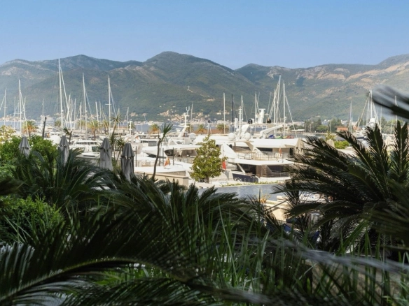 Jednosoban stan 81 m² – Tivat — fotografija 14