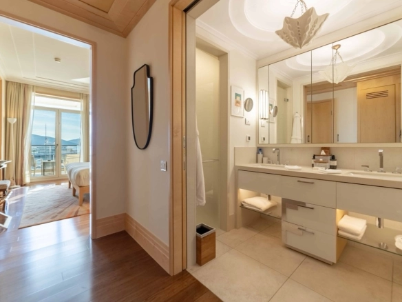 Dvosoban stan 140 m² – Tivat — fotografija 9