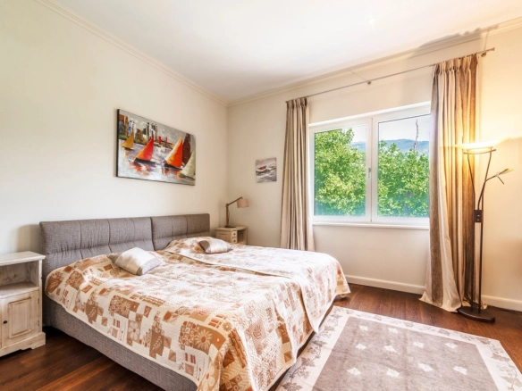 Dvosoban stan 152 m² – Tivat — fotografija 7