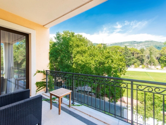 Dvosoban stan 152 m² – Tivat — fotografija 16