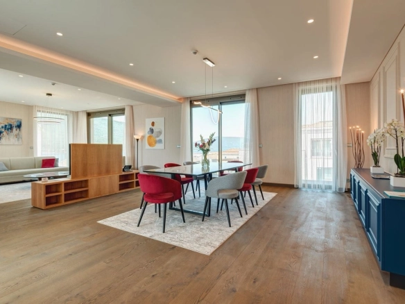 Trosoban stan 611 m² – Kumbor, Herceg Novi — fotografija 4
