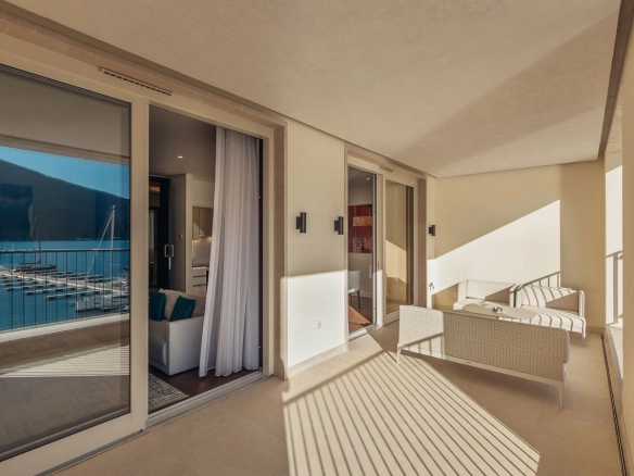 Trosoban stan 188 m² – Kumbor, Herceg Novi — fotografija 6