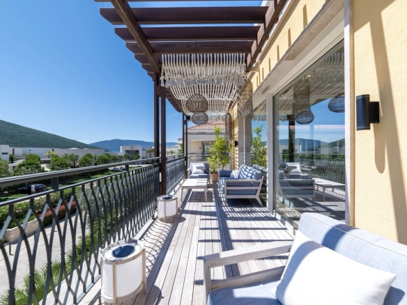 Trosoban stan 188 m² – Kumbor, Herceg Novi — fotografija 18