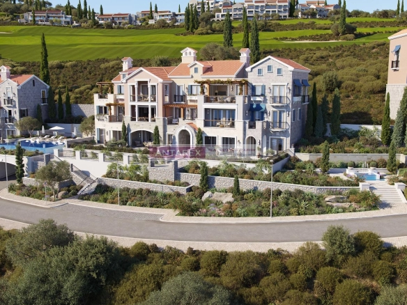 Trosoban stan 141 m² – Radovići, Tivat — fotografija 9